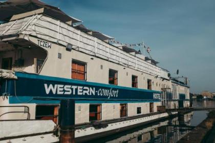 Eastern & Western Comfort Hotelboat - image 16