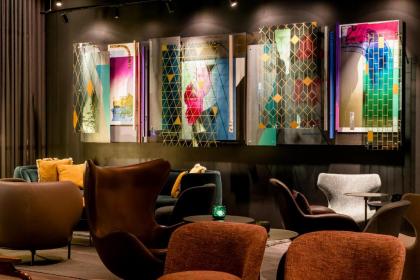 Motel One Berlin-Hackescher Markt - image 14