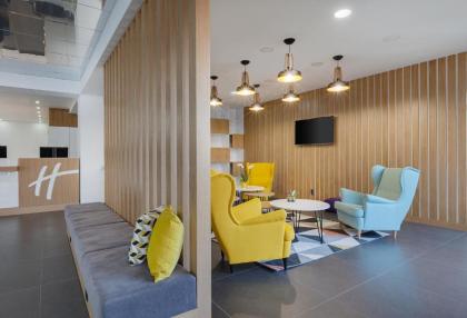 City Hotel Berlin East - image 10