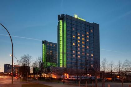 City Hotel Berlin East - image 11