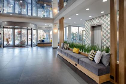 City Hotel Berlin East - image 12