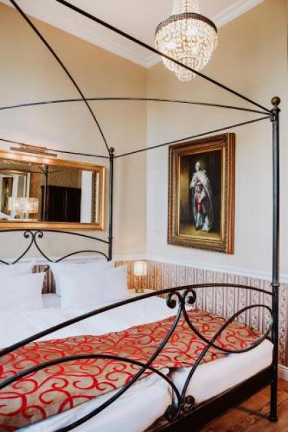 Garden Boutique Hotel - image 15