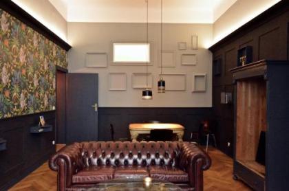 Linnen Luxx Apartment - image 1