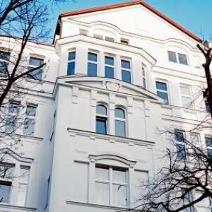 Provocateur Berlin Berlin