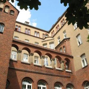Three Little Pigs Hostel Berlin