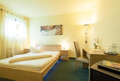 Garni-Hotel An der Weide - image 18