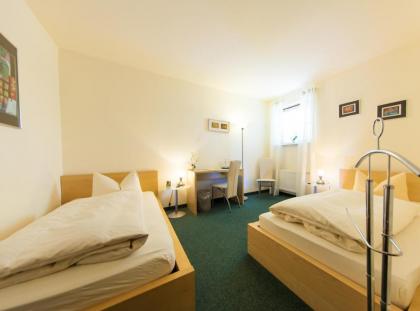 Garni-Hotel An der Weide - image 19