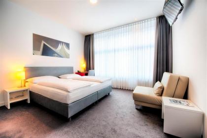 Select Hotel Berlin Gendarmenmarkt - image 1