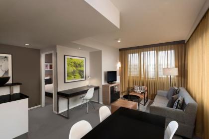 Adina Apartment Hotel Berlin Mitte - image 12