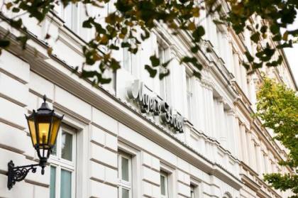 Myer's Hotel Berlin - image 2