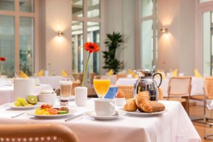 Hotel Aquino Berlin - image 14