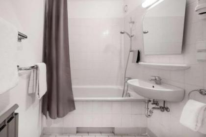 Comfort Hotel Lichtenberg - image 11