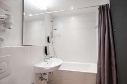 Comfort Hotel Lichtenberg - image 20