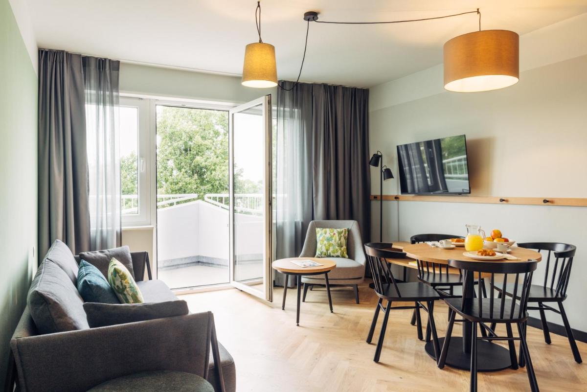 harry's home hotel & apartments - main image
