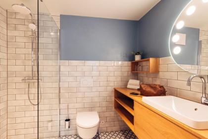 harry's home hotel & apartments - image 4