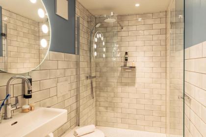 harry's home hotel & apartments - image 9