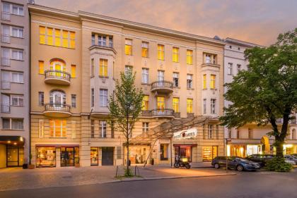 Novum Hotel Gates Berlin Charlottenburg - image 1