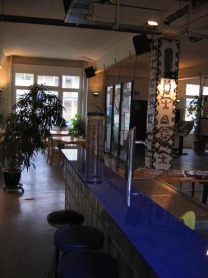 Hotel Transit Loft - image 3