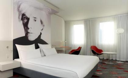 PARK PLAZA BERLIN - image 18