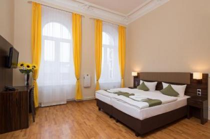 Hotel Abendstern - image 4
