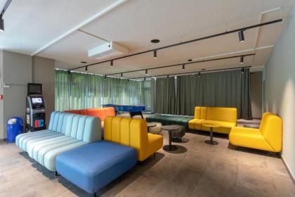 A&o Berlin Kolumbus - image 10
