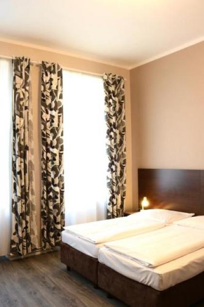 Hotel Nova - image 2