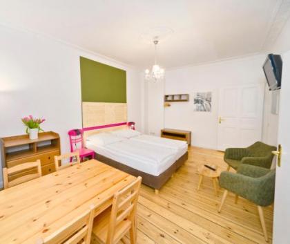 Old Town Apartments - image 14