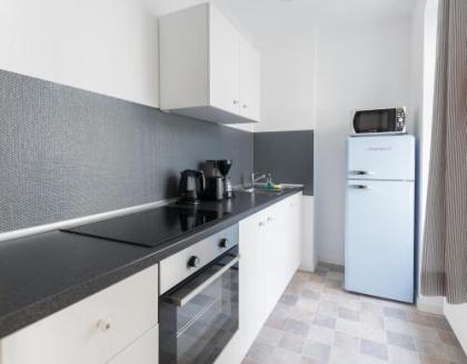Old Town Apartments - image 5