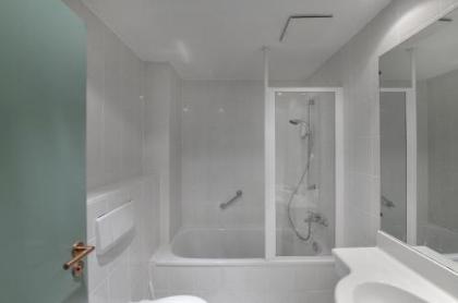 Hotel Jurine Berlin Mitte - image 13
