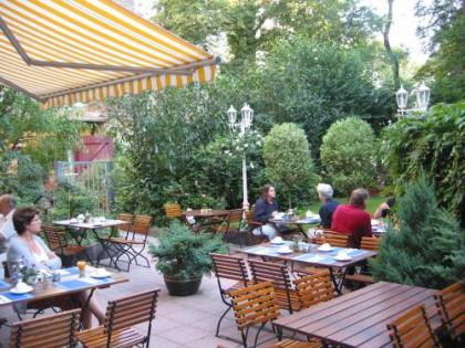 Hotel Jurine Berlin Mitte - image 2