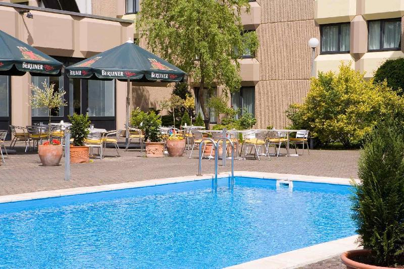 Mercure Airport Hotel Berlin Tegel - image 4