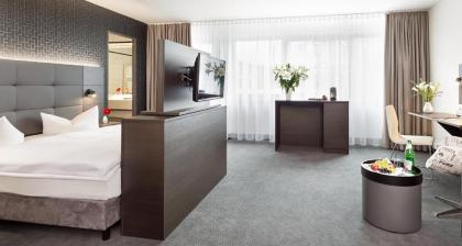 Victor's Residenz-Hotel Berlin Tegel - image 12
