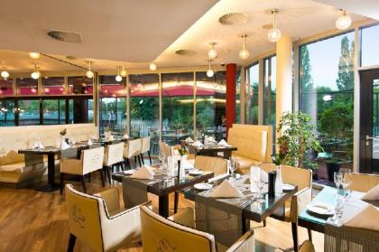 Adrema Hotel Berlin - image 6