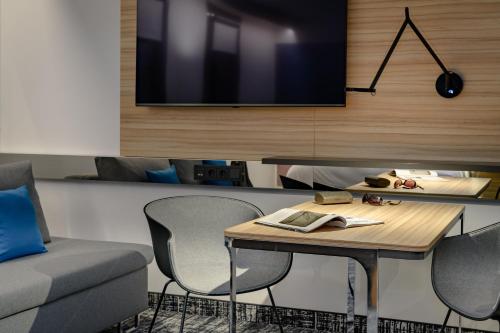 Suite Novotel Berlin Potsdamer Platz - image 3
