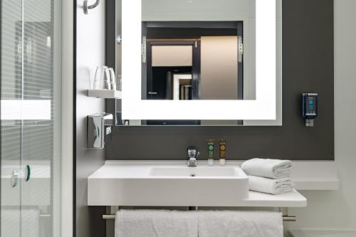 Suite Novotel Berlin Potsdamer Platz - image 5