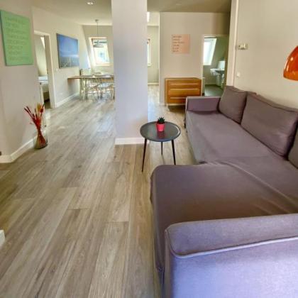 Schoenhouse Avenue - Digital Access - image 11