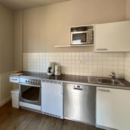 Schoenhouse Avenue - Digital Access - image 5