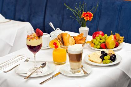 Mercure Hotel & Residenz Berlin Checkpoint Charlie - image 2