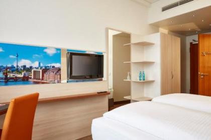 H+ Hotel Berlin Mitte - image 12