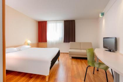 ibis Berlin Ostbahnhof - image 10