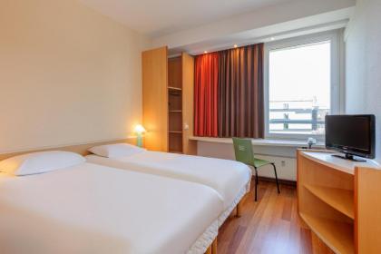 ibis Berlin Ostbahnhof - image 13