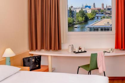 ibis Berlin Ostbahnhof - image 3