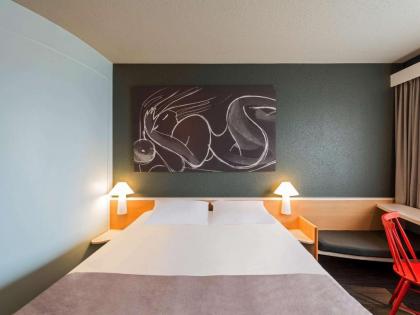 ibis Hotel Berlin Spandau - image 12