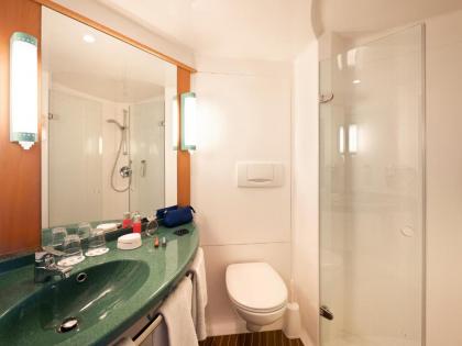 ibis Hotel Berlin Spandau - image 9