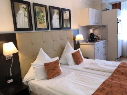 Hotel Aviv - image 10