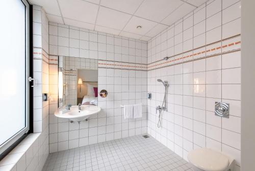 Novotel Berlin Mitte - image 2