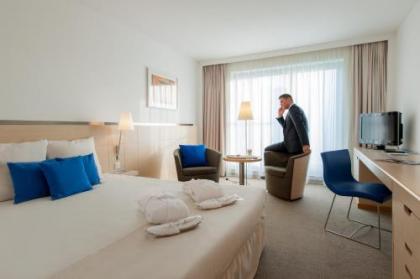 Novotel Berlin Mitte - image 5