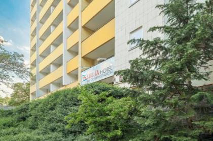 Alecsa Hotel am Olympiastadion - image 13