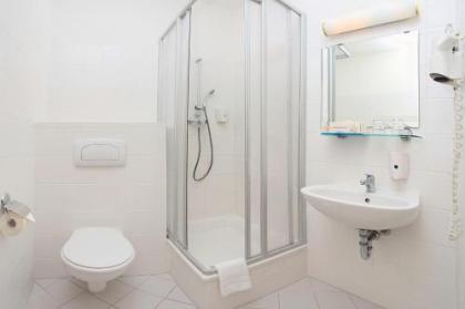 Hotel Atrium Charlottenburg - image 13