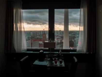Park Inn By Radisson Berlin Alexanderplatz - image 11